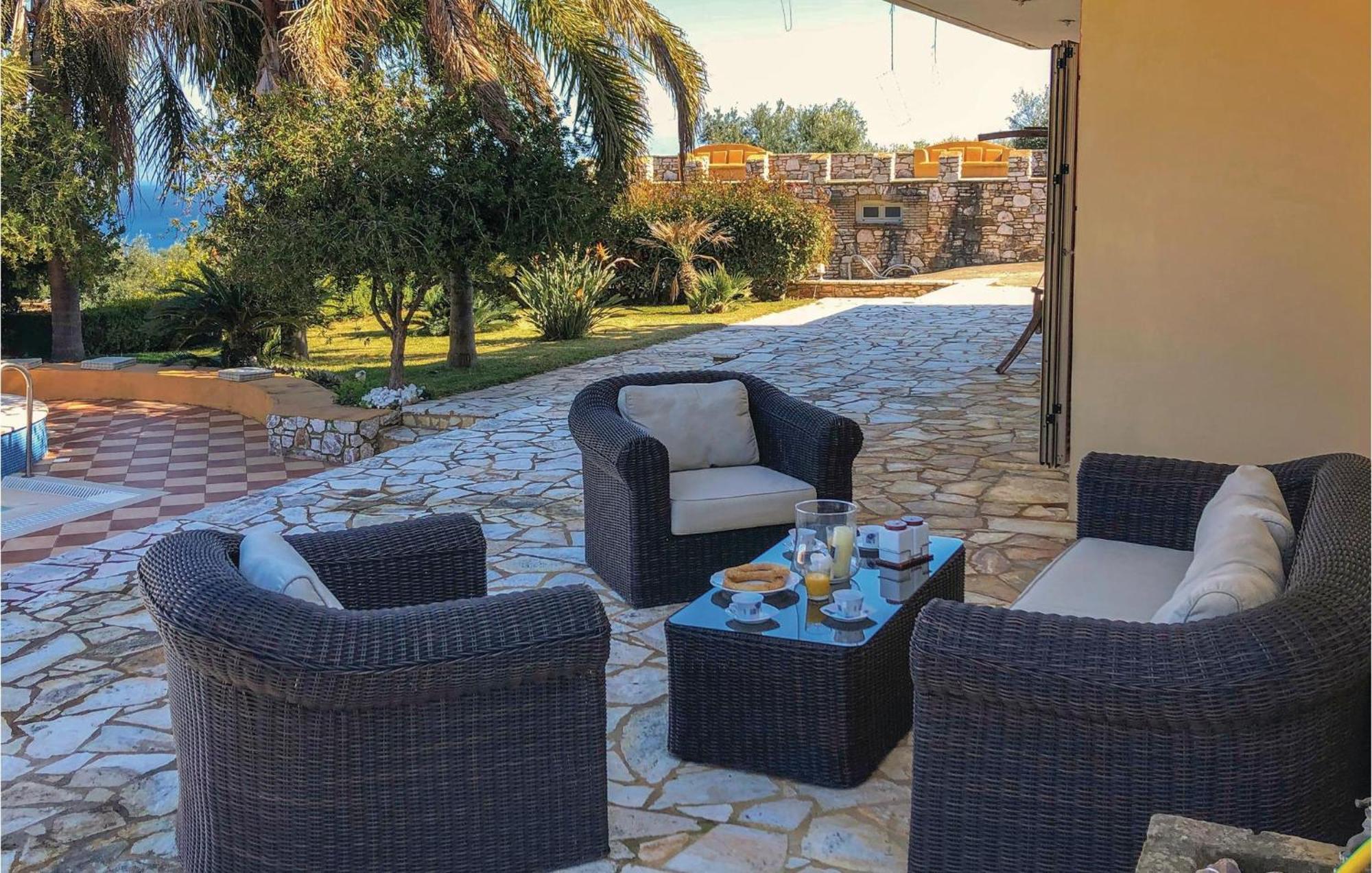 Amazing Home In Koroni With Wifi Dış mekan fotoğraf